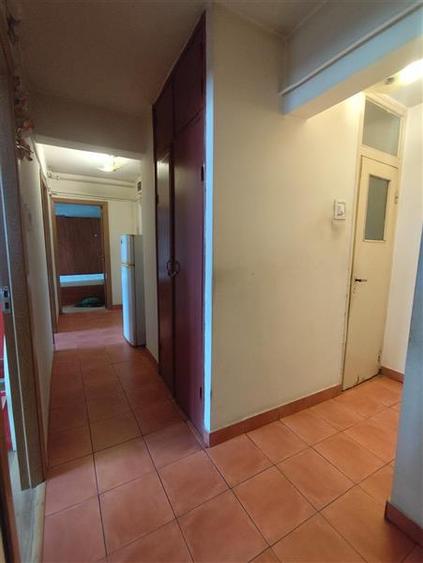 Apartament 3 camere/2 bai zona B-dul Bucuresti
