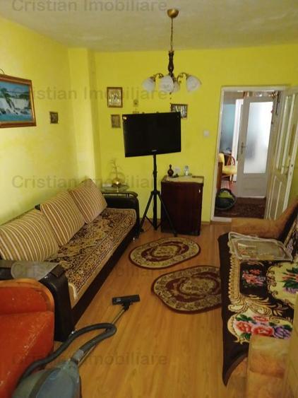 Casa Pretabila 2 familii, suprafata teren 290 mp, toate utilitatile, zona Centra