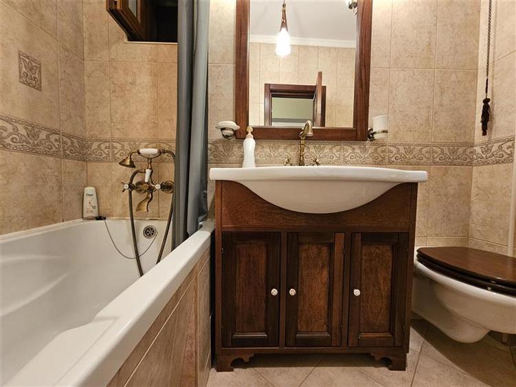 Apartament cu doua camere in zona linistita ultracentrala