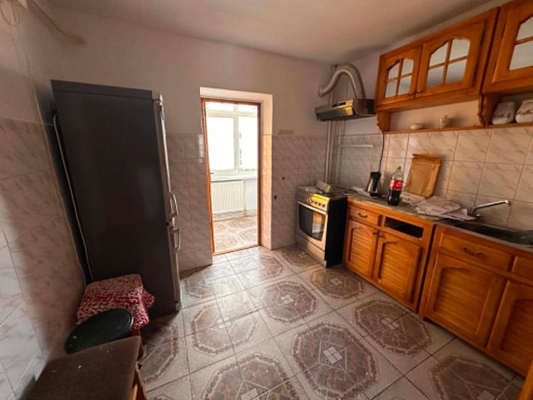 Apartament 2 camere 54 mp, decomandat, et. 3