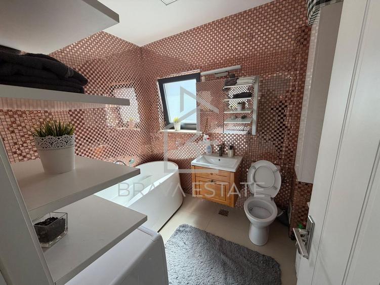 Apartament de vanzare 54 mp ,parcare , zona Borhanci