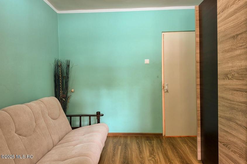 Mircea Cel Batran - 3 Camere, Decomandat, 2 Bai, Centrala