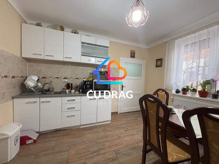 Casa Parcul SUB ARINI cu teren de 950mp
