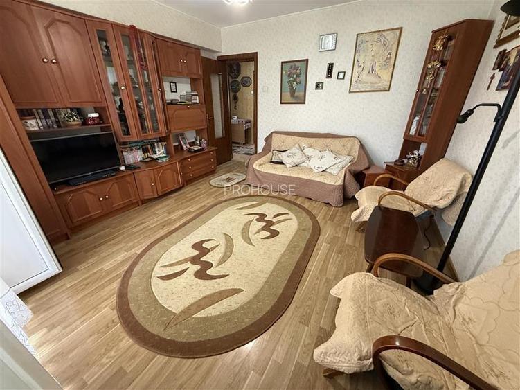 Apartament 2 camere decomandate - etajul 2 - ULTRACENTRAL - 3