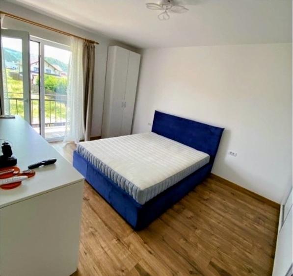 Casa individuala 4 camere, str. Crizantemelor, Râșnov
