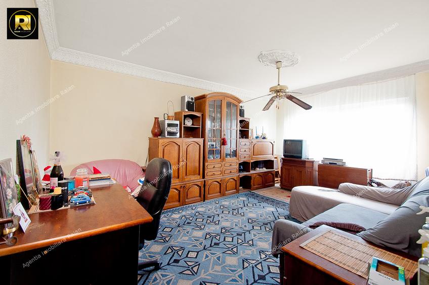 Vanzare apt 3 camere dec, in Galati, Sid-Vest, etaj 3, sup. 68 mp