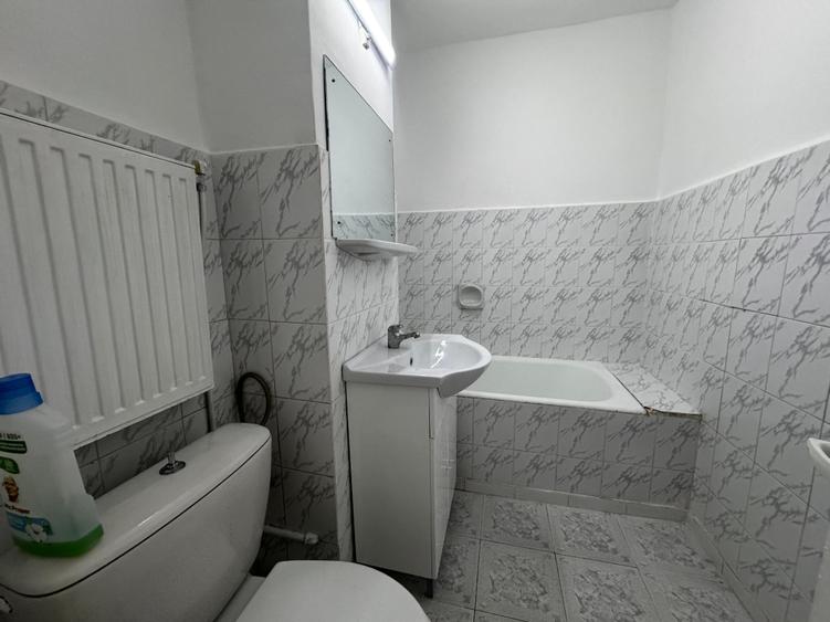 Apartament cu 3 camere Metalurgie