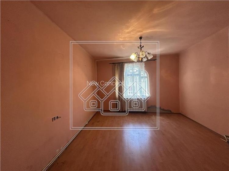 Casa de vanzare in Sibiu - curte comuna - 53 mp utili - Piata Cluj - 8