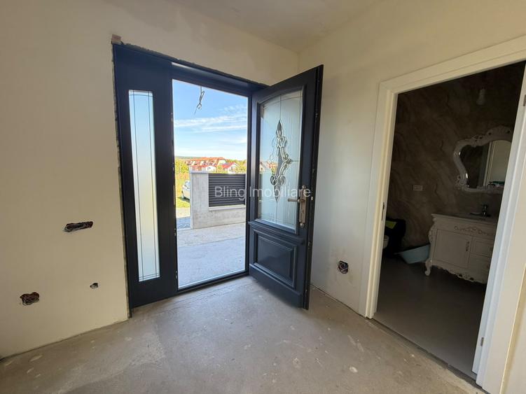 Casa individuala, 5 camere, amplasat pe un teren de 450 mp zona Subcetate! - 10