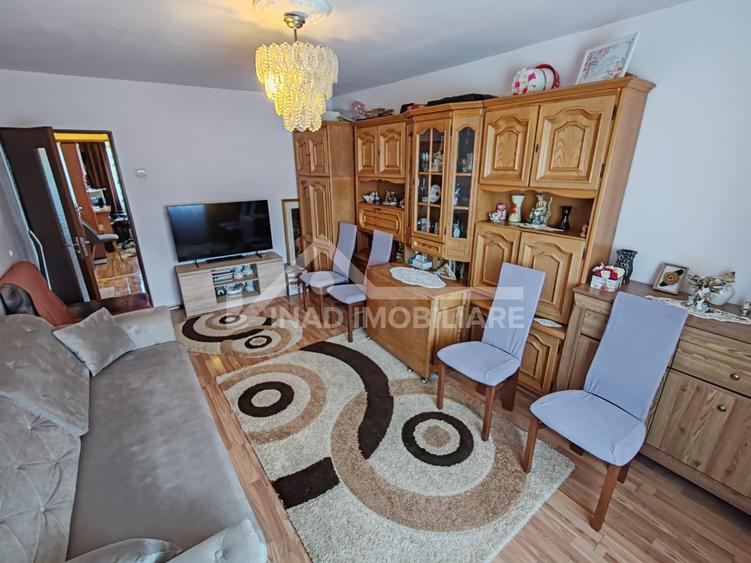 Apartament cu 2 camere decomandate Intre Lacuri zona strazii Dunarii