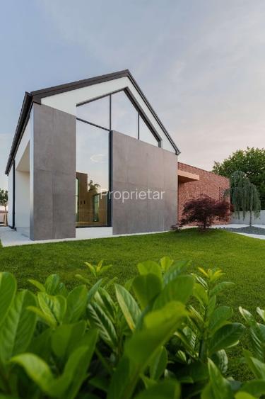 Casă Parter cu Design Minimalist și Piscină - 7
