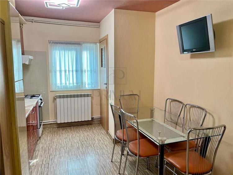 SPITALUL JUDETEAN - PARTER - BLOC IZOLAT - 3 CAMERE - BALCON - CENTRALA PROPRIE