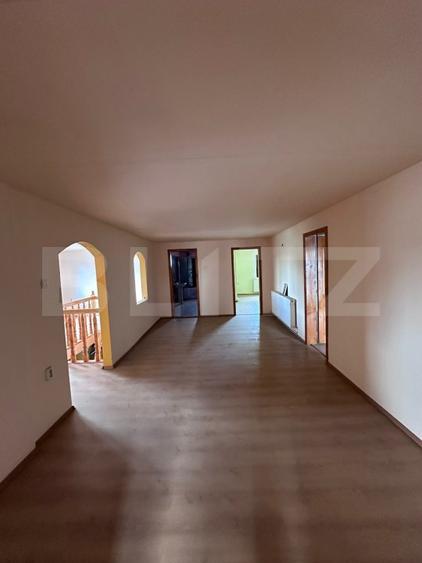 Casa individuala, zona centrala, 200mp, teren 1200 mp, Radauti