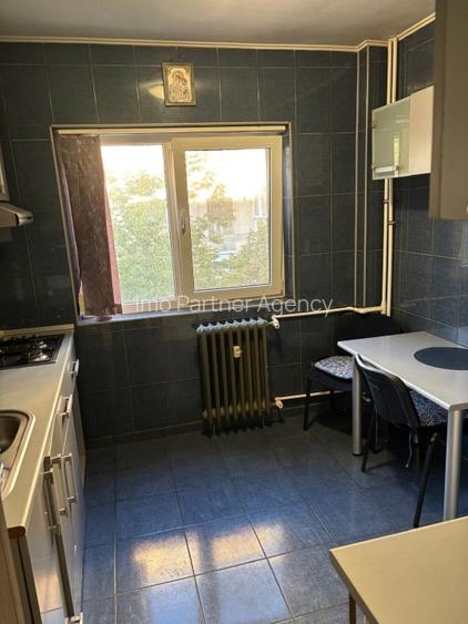 Inchiriez garsoniera metrou Lujerului, 35mp, decomandata, cu pat - 5