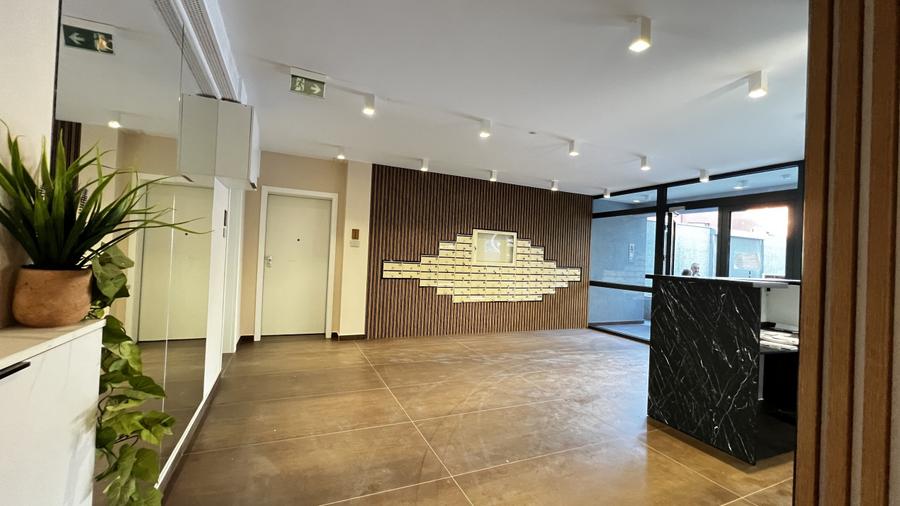 Apartament de Lux cu Grădină Proprie langa Palatul Parlamentului