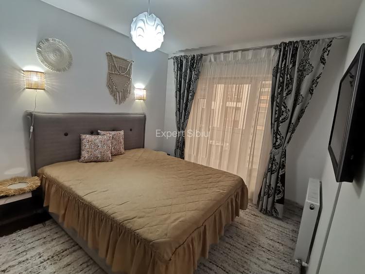 Apartament 2 camere , renovat,zona Calea Cisnadiei - 2