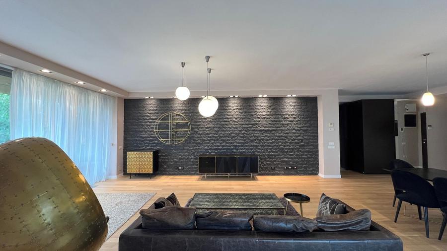 Penthouse 4 camere | vedere catre lac | piscina privata si salata de fitness