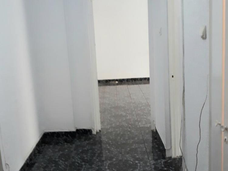 Calea Calarasilor, Universitatea Hyperion, Unirii, stradal