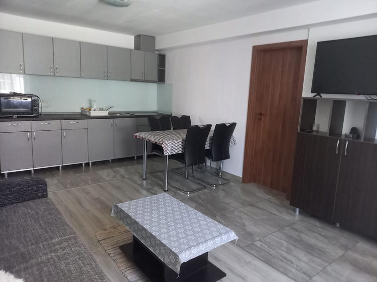Apartament 3 camere - Dumbravita