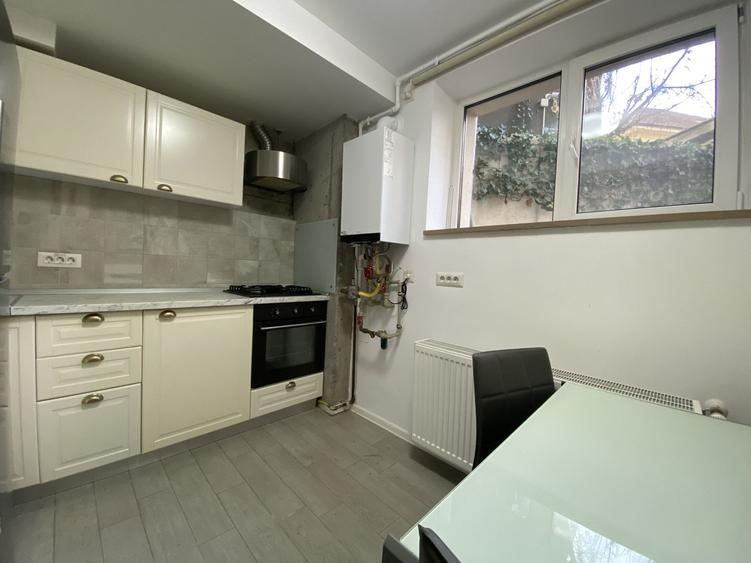 Apartament in vila , demisol , 3 camere de inchiriat | Zona Kiseleff