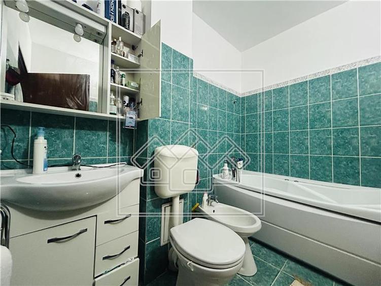 Ap decomandat, 3 camere, 2 bai, parcare subterana - Terezian