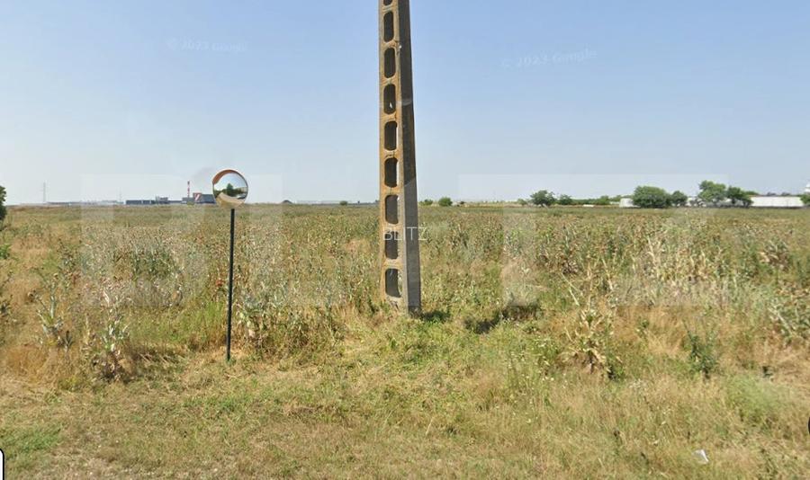 TEREN INTRAVILAN 1ha front 70 ml BUDA - 4