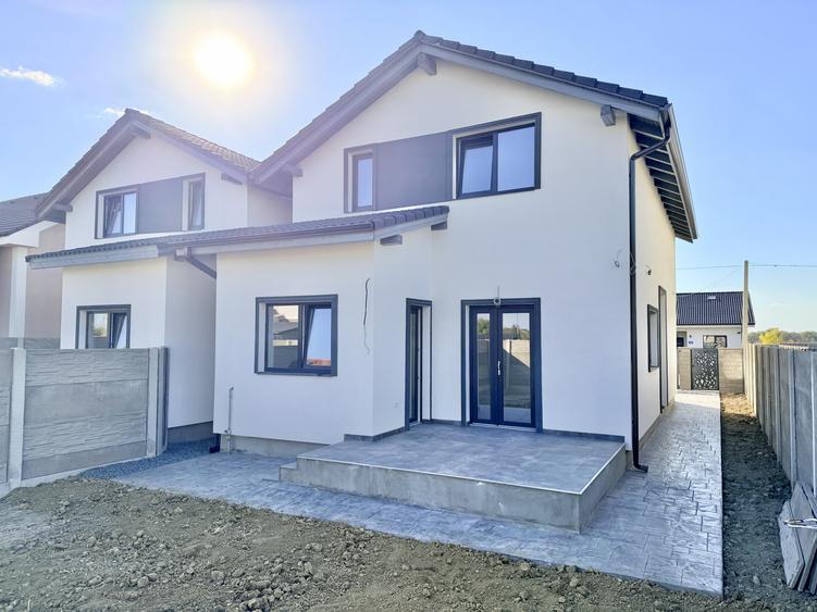 Duplex 4 camere - 115 mp - despartit prin camera tehnica - Calea Urseni
