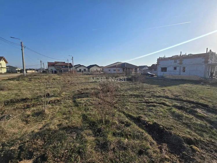 Teren Intravilan | 450 mp | Două Fronturi Stradale | Toate Utilitățile - 2