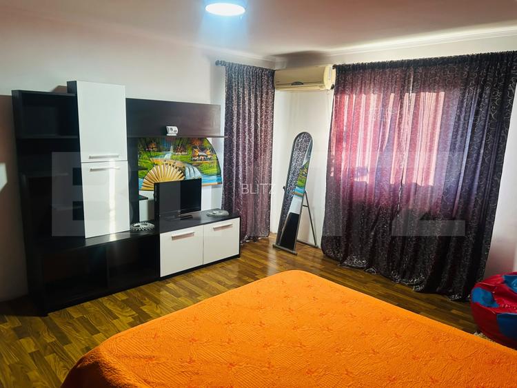 Casă de vânzare, teren de 1.000 mp, zona Titu - 9