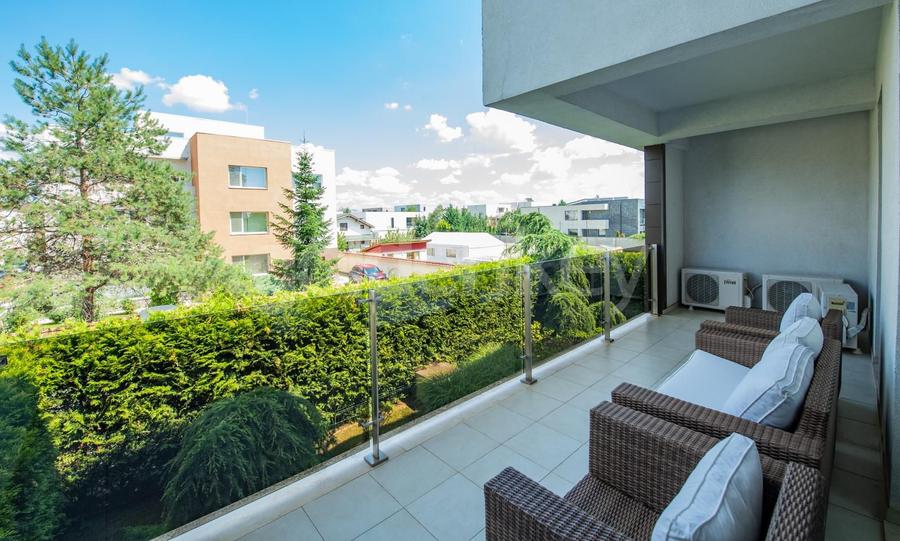 Apartament elegant cu 3 camere in complex cu piscina
