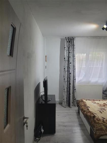 Apartament 2 camere decomandat zona Mioritei