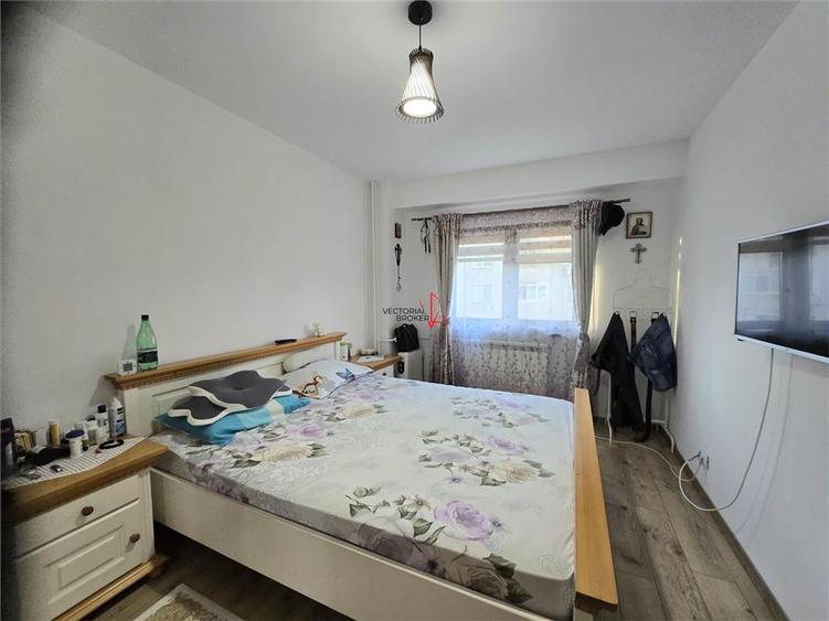Apartament 3 camere decomandat, etaj 6/8, langa Parcul Tei si Facultatea de Cons