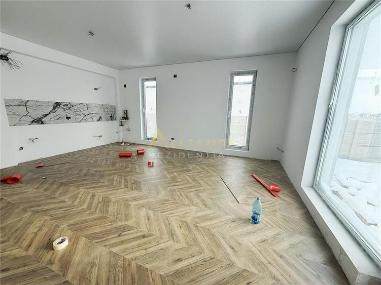 Casa Individuala / 3 Camere / 2 Bai / Teren 370 mp
