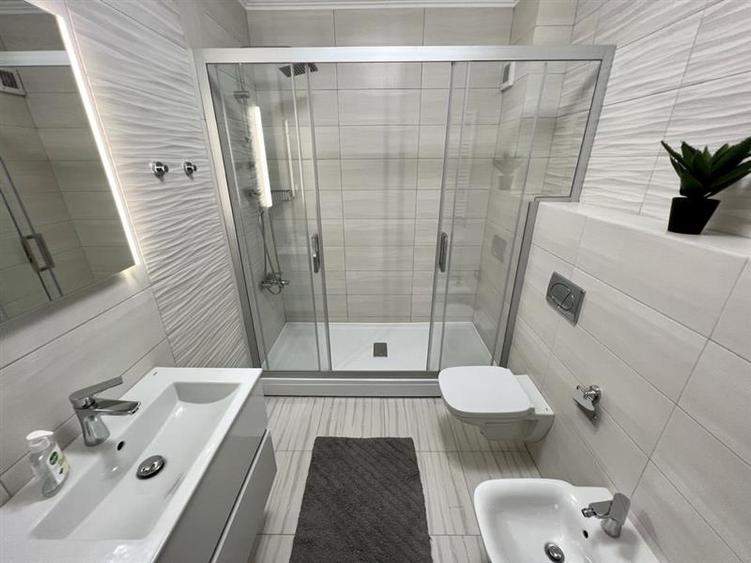 Inchiriere apartament 2 camere de LUX in Plopilor- zona Platinia Mall, Cluj Napo