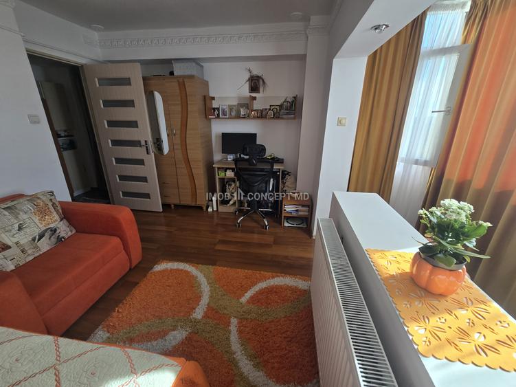 VANZARE APARTAMENT 2 CAMERE in zona Mihai Bravu