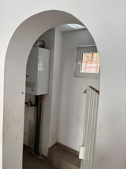 Spatiu comercial Calea Mosilor, zona Unirii, spate magazin Cocor