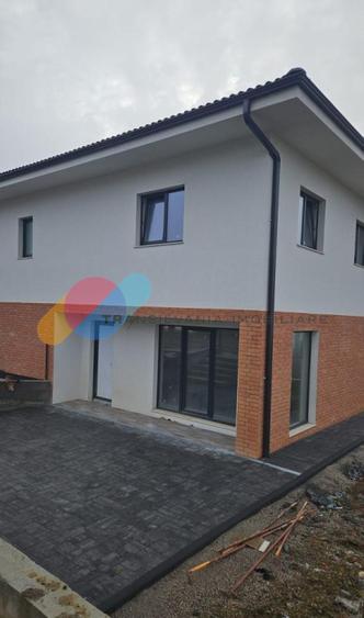 Casa tip Duplex 120mp Chinteni