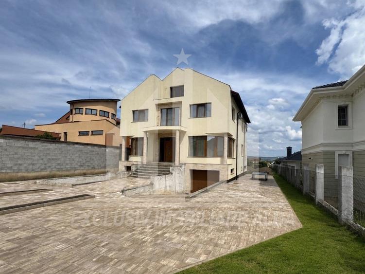 Casa individuala | Pensiune | 560 mp | 1450 mp teren | Cetate