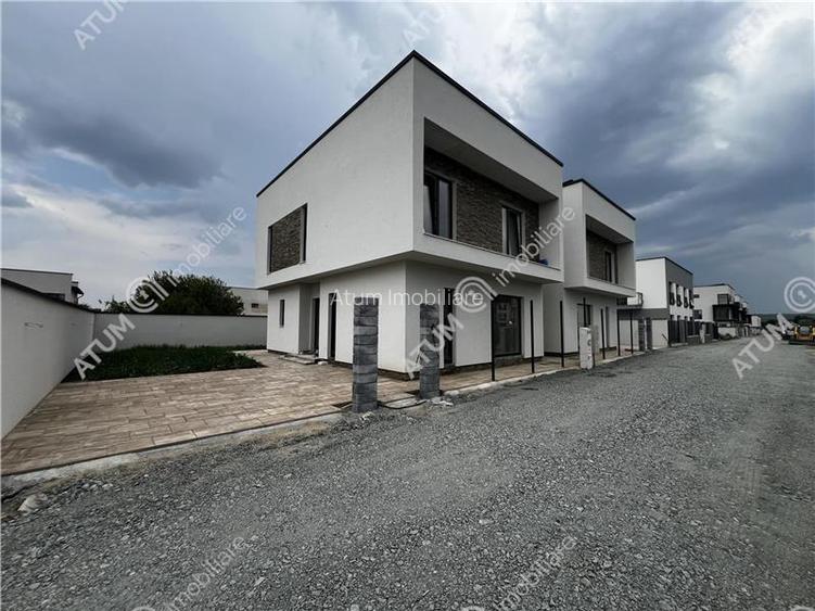 Casa intabulata de 4 camere cu 2 bai si teren de 200 mp in Selimbar - 2
