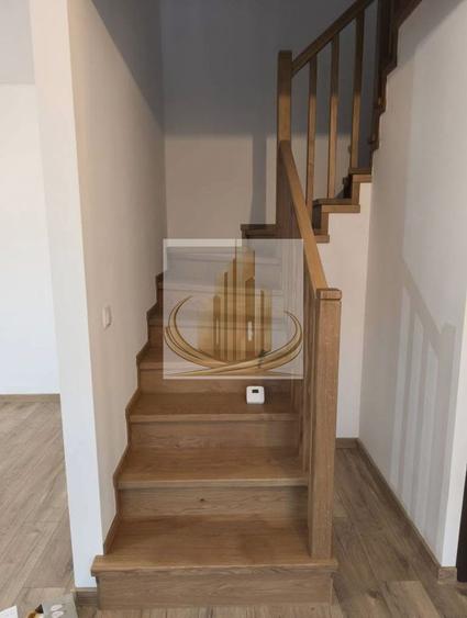 Duplex modern 4 camere în Moșnița Nouă, lângă Lidl – curte 280 mp