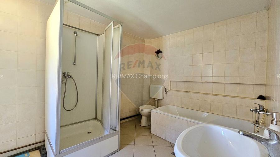 Proprietate unică | Teren 1.157 mp |Multiple clădiri | Centru Zărnești - 16