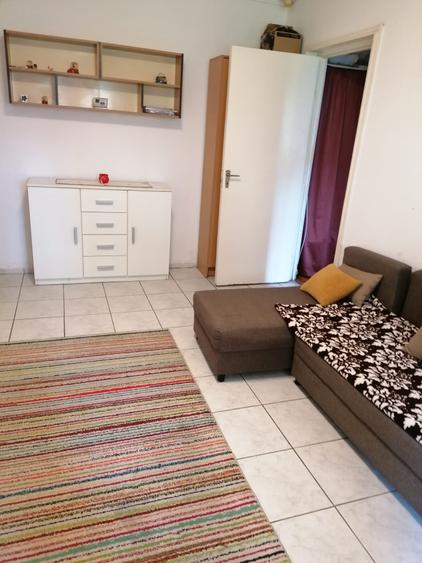 Apartament cu 2 camere situat in zona Grivitei, parter, mobilat,partial utilat!