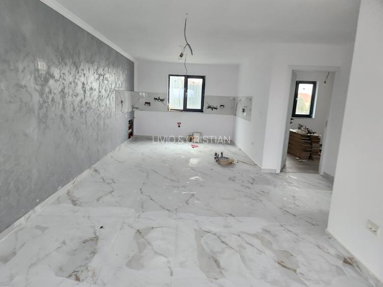 CASA IN MARGINENI CU 3 CAMERE - 10