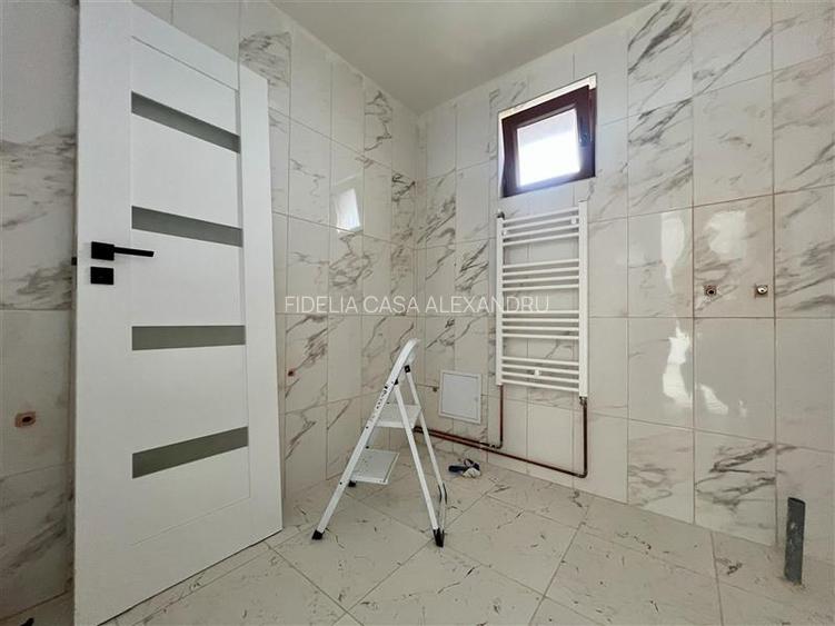 Vila cu 3 camere, 500mp teren, de vanzare in Voinesti - 6