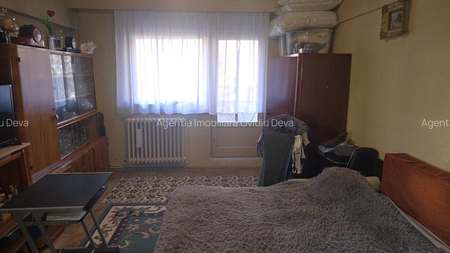 Vand apartament 3 camere decomandat in Deva. zona Lido (Casa de Pensii), etaj 2, - 2