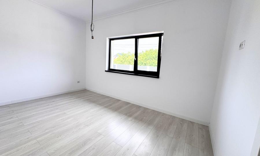 Casă de vanzare 4 camere, 85 mp utili, 416 mp teren | Breazu | 220.000 EURO