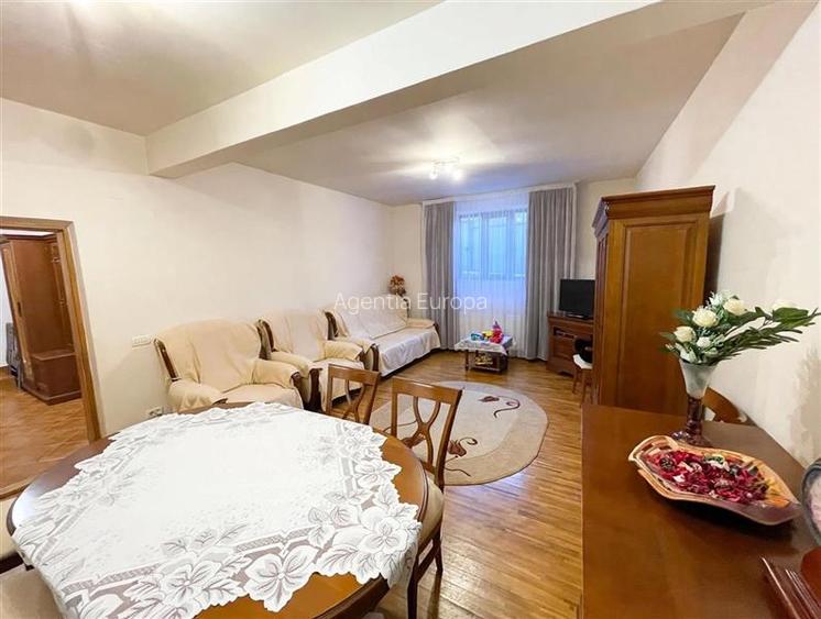 Casa de vanzare P+M zona centrala Tulcea - 7