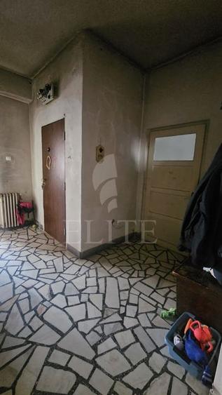 Apartament 3 camere în zona B-DUL. 21 DECEMBRIE 1989-MR, scoala Brassai