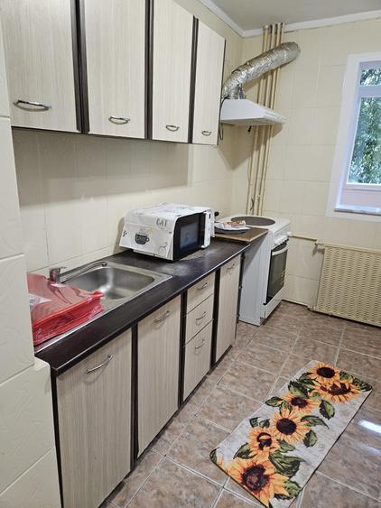 Inchiriere apartament 2 camere, decomandat, Aparatorii Patriei