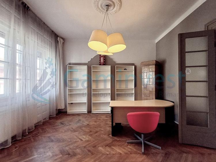 Spatiu pentru birouri, de inchiriat, zona ultracentrala, Oradea, Bihor